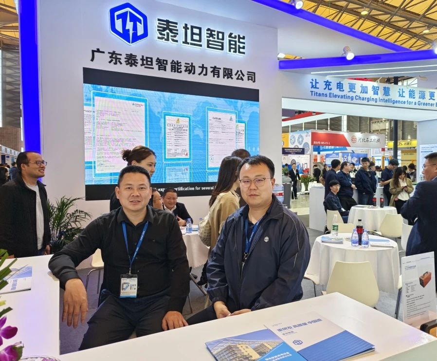 CeMAT ASIA 2024盛大开幕，泰坦智能展台客户络绎不绝！